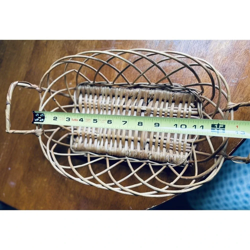 Beautiful Vintage Oval Wicker Rattan Basket